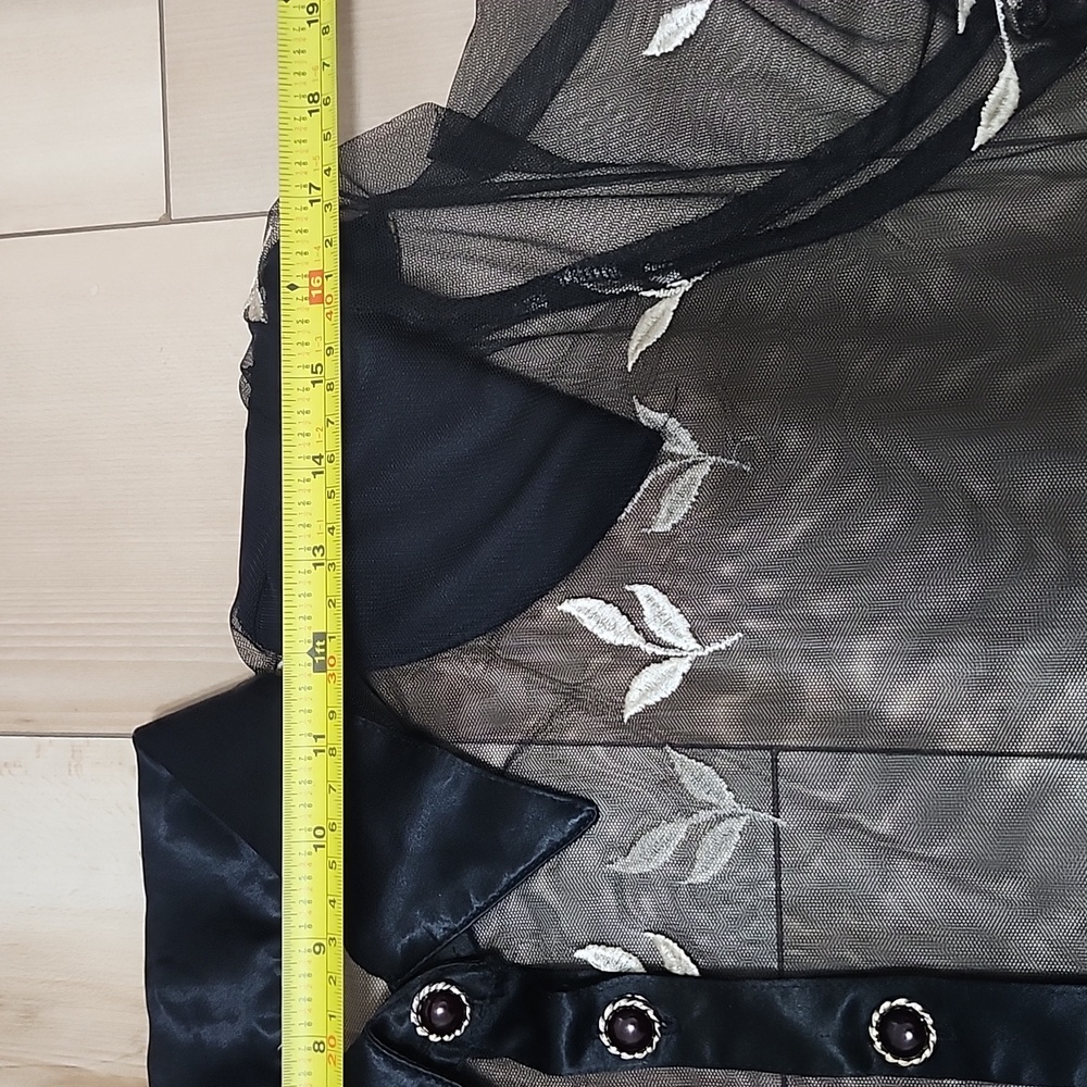 Sheer top - Picture 11 of 16